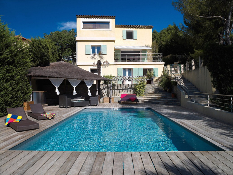 家庭游泳池设备安装