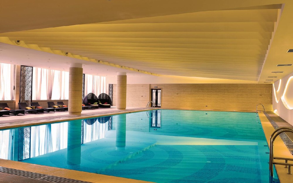 酒店游泳池设备安装