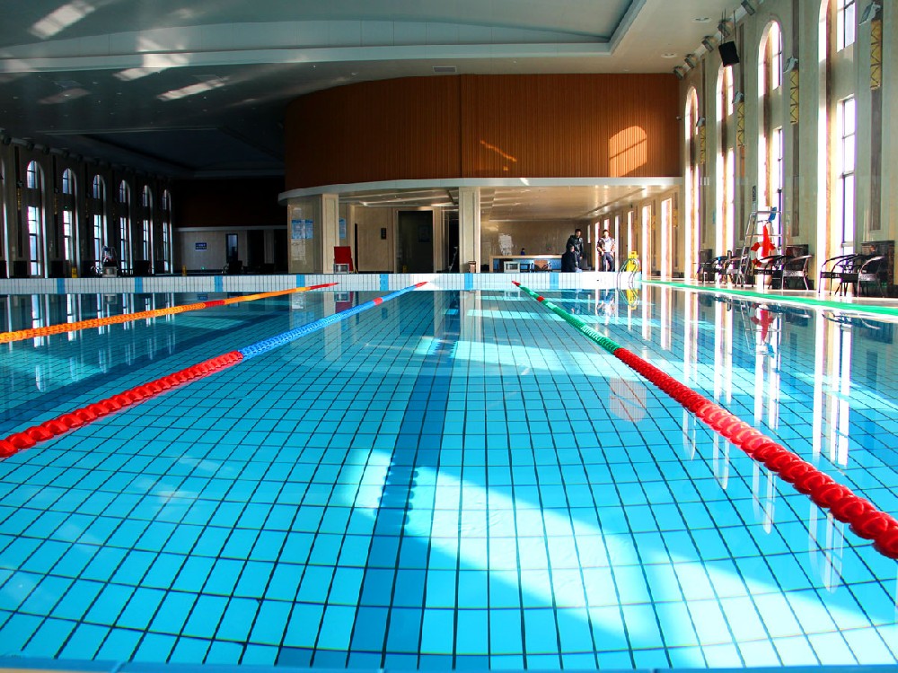 酒店游泳池设备安装